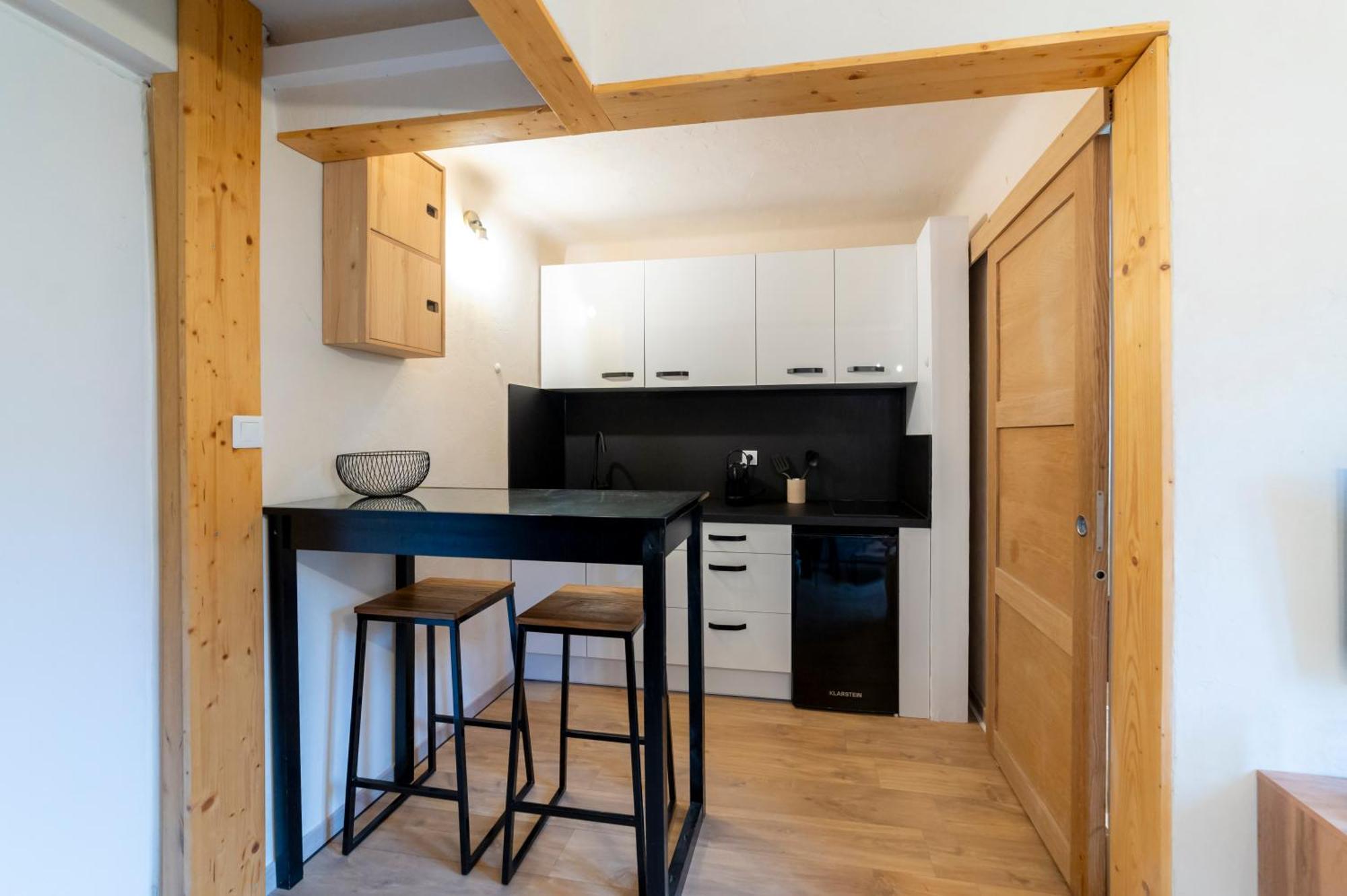 La Galleanne Studio Agreable Et Chaleureux Briançon Buitenkant foto